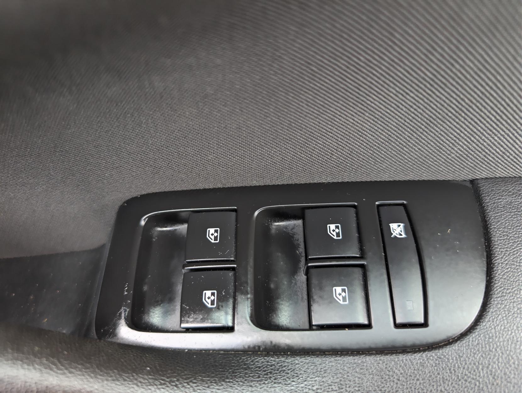 Vauxhall Zafira Tourer 1.4i Turbo SRi MPV 5dr Petrol Manual Euro 6 (140 ps)