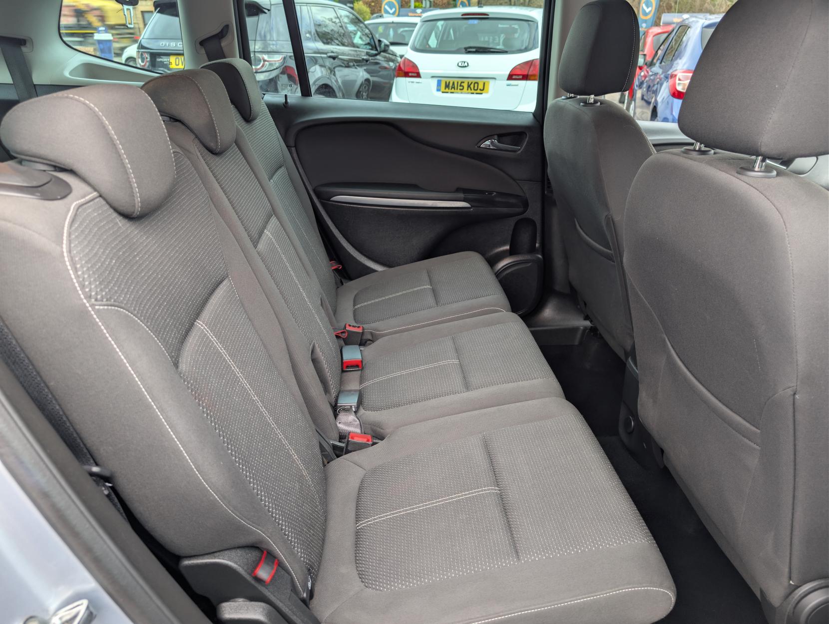 Vauxhall Zafira Tourer 1.4i Turbo SRi MPV 5dr Petrol Manual Euro 6 (140 ps)