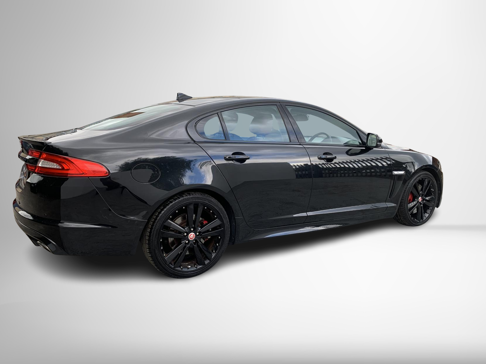 Jaguar XF 3.0d S V6 Portfolio Saloon 4dr Diesel Auto Euro 5 (s/s) (275 ps)