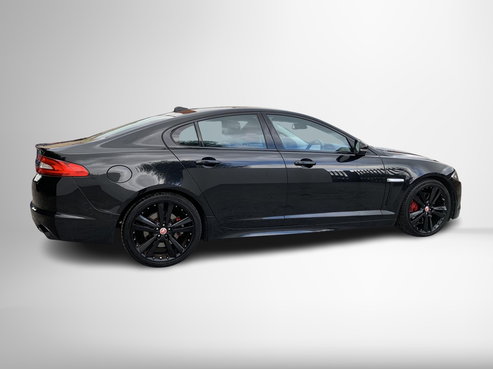Jaguar XF 3.0d S V6 Portfolio Saloon 4dr Diesel Auto Euro 5 (s/s) (275 ps)