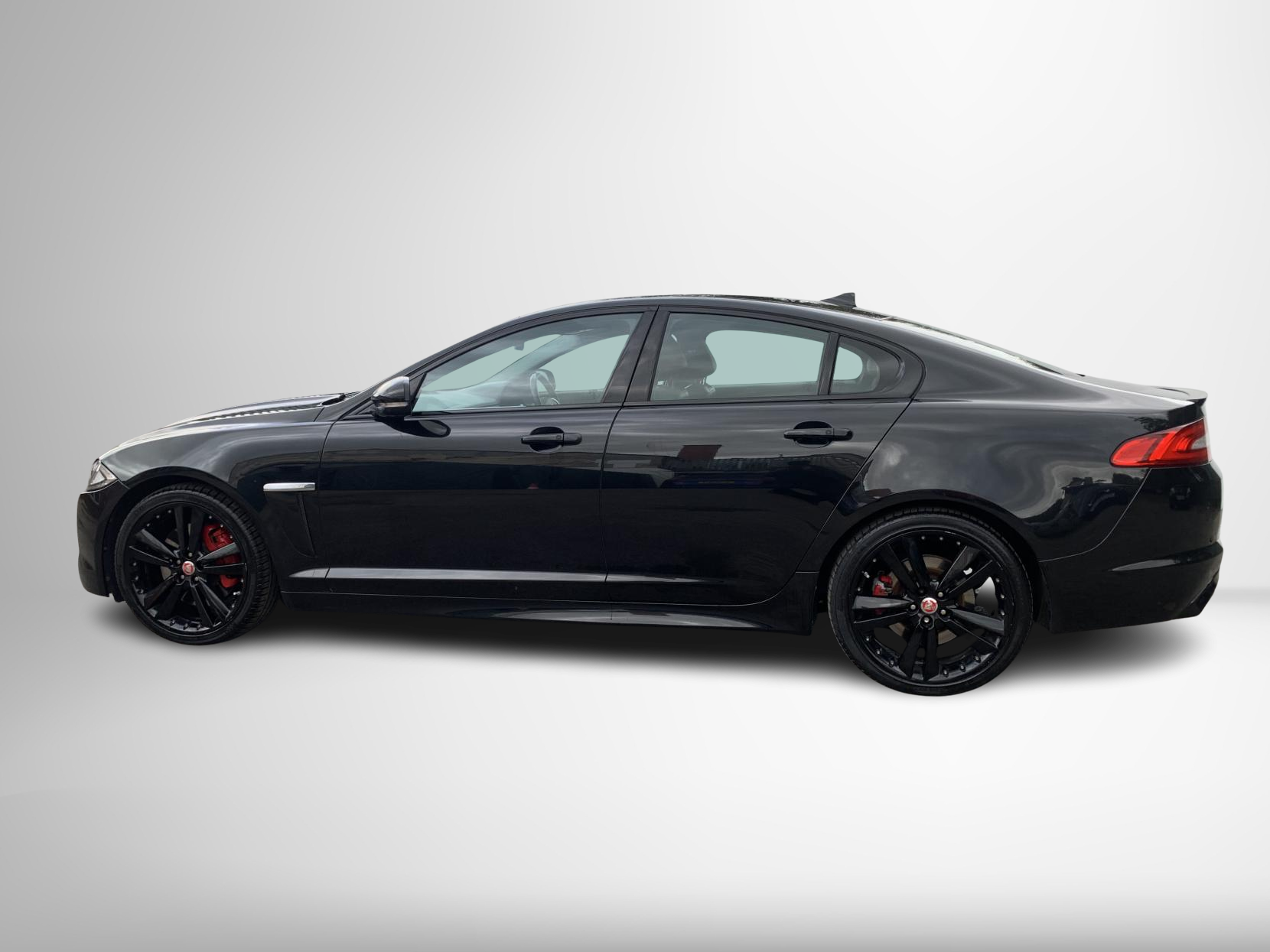 Jaguar XF 3.0d S V6 Portfolio Saloon 4dr Diesel Auto Euro 5 (s/s) (275 ps)