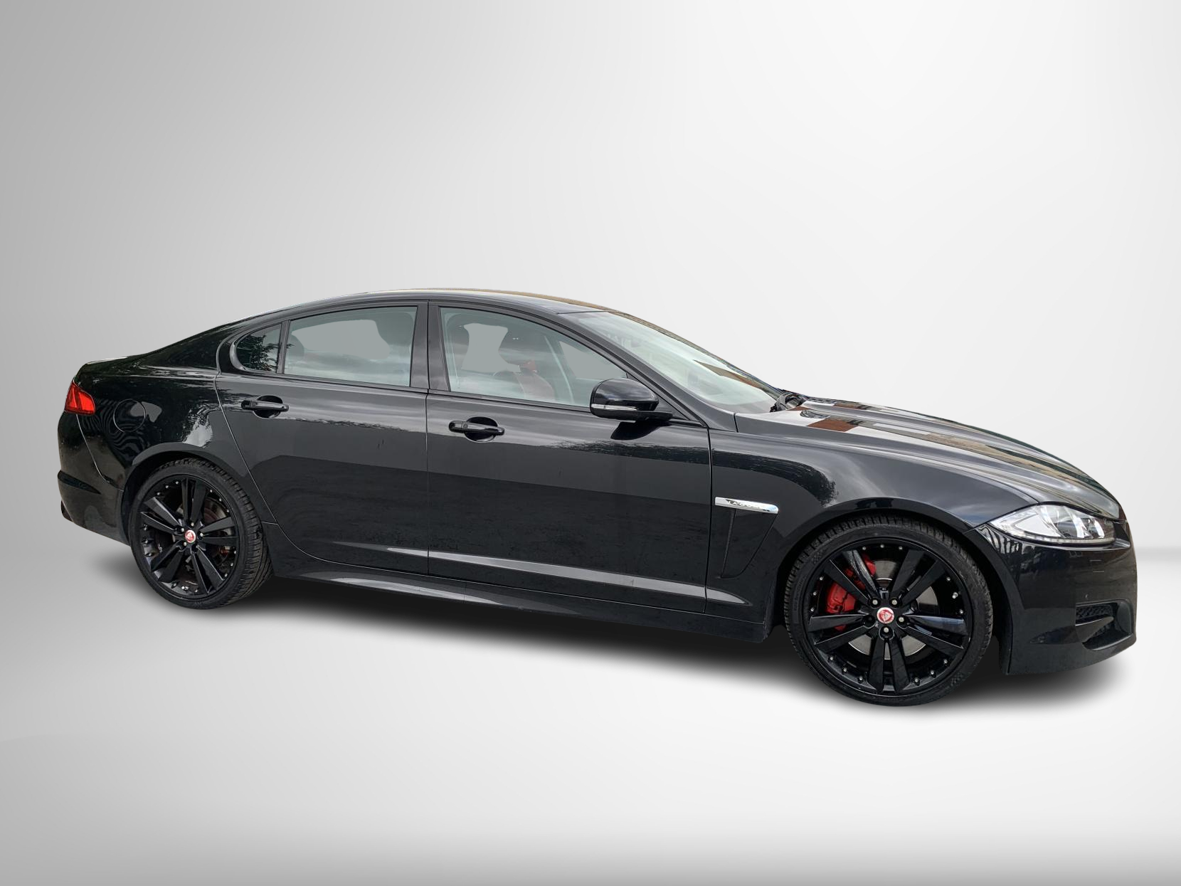 Jaguar XF 3.0d S V6 Portfolio Saloon 4dr Diesel Auto Euro 5 (s/s) (275 ps)