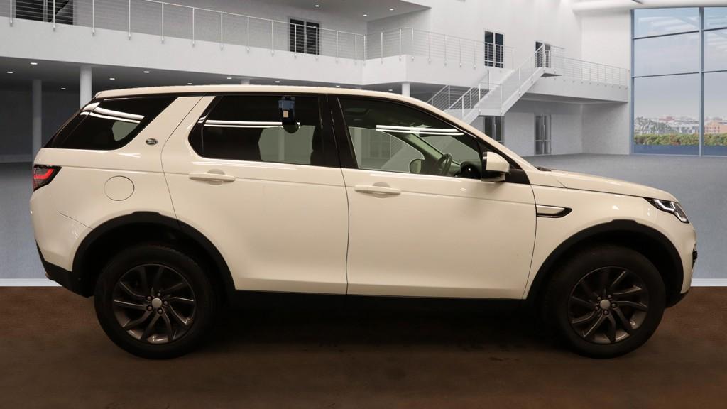 Land Rover Discovery Sport 2.0 TD4 HSE SUV 5dr Diesel Manual 4WD Euro 6 (s/s) (180 ps)