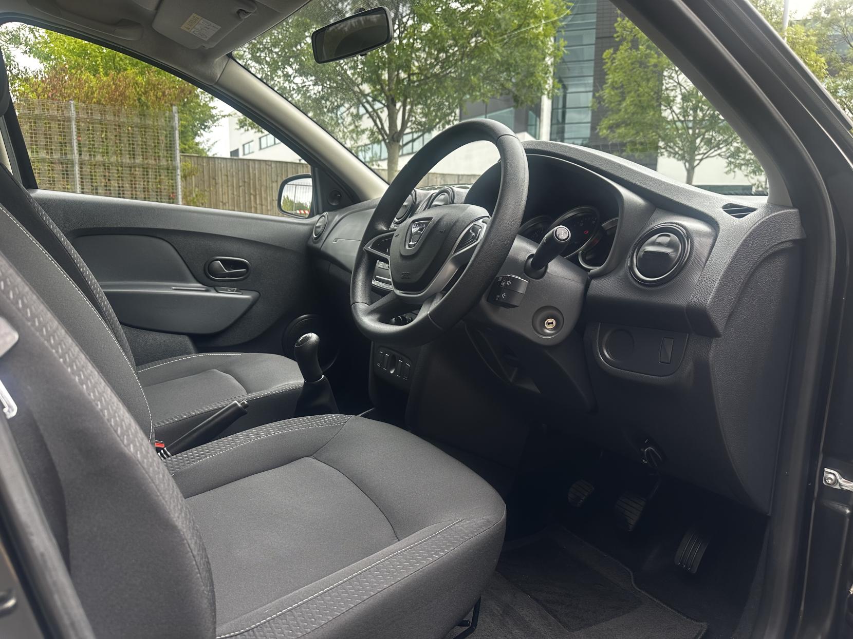 Dacia Sandero 1.0 SCe Ambiance Hatchback 5dr Petrol Manual Euro 6 (75 ps)