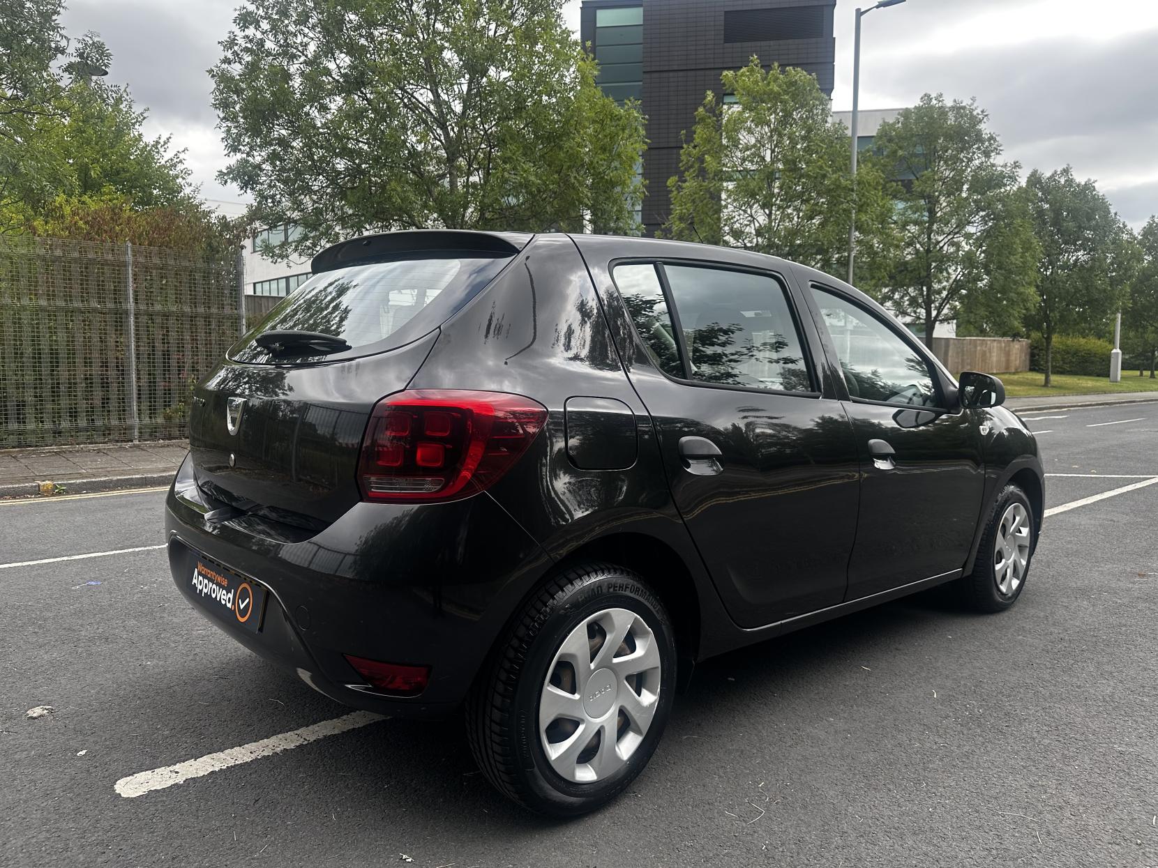 Dacia Sandero 1.0 SCe Ambiance Hatchback 5dr Petrol Manual Euro 6 (75 ps)