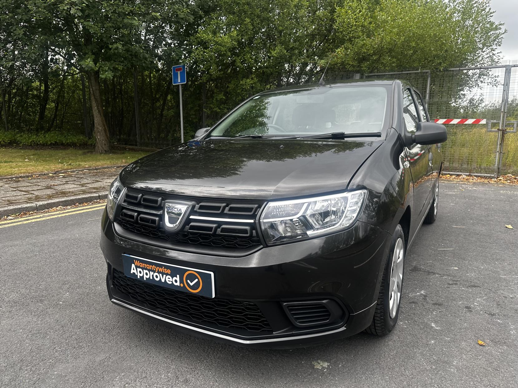 Dacia Sandero 1.0 SCe Ambiance Hatchback 5dr Petrol Manual Euro 6 (75 ps)