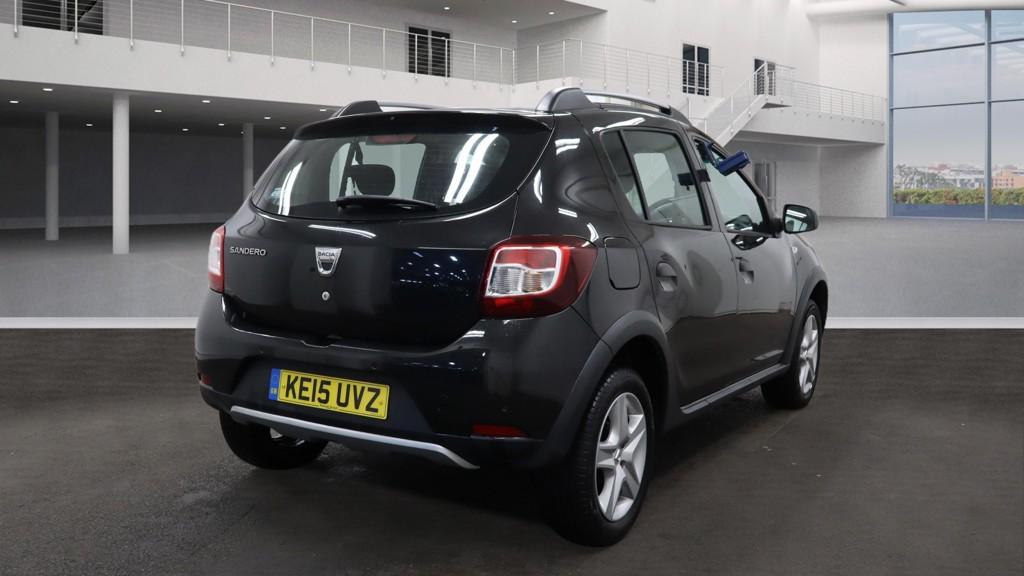 Dacia Sandero Stepway 0.9 TCe Laureate Hatchback 5dr Petrol Manual Euro 6 (s/s) (90 ps)
