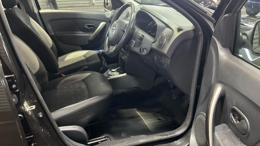 Dacia Sandero Stepway 0.9 TCe Laureate Hatchback 5dr Petrol Manual Euro 6 (s/s) (90 ps)