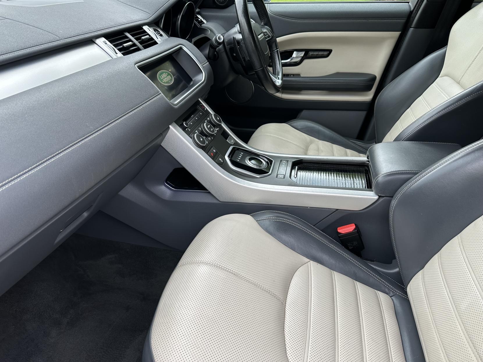 Land Rover Range Rover Evoque 2.0 TD4 HSE Dynamic SUV 5dr Diesel Auto 4WD Euro 6 (s/s) (180 ps)