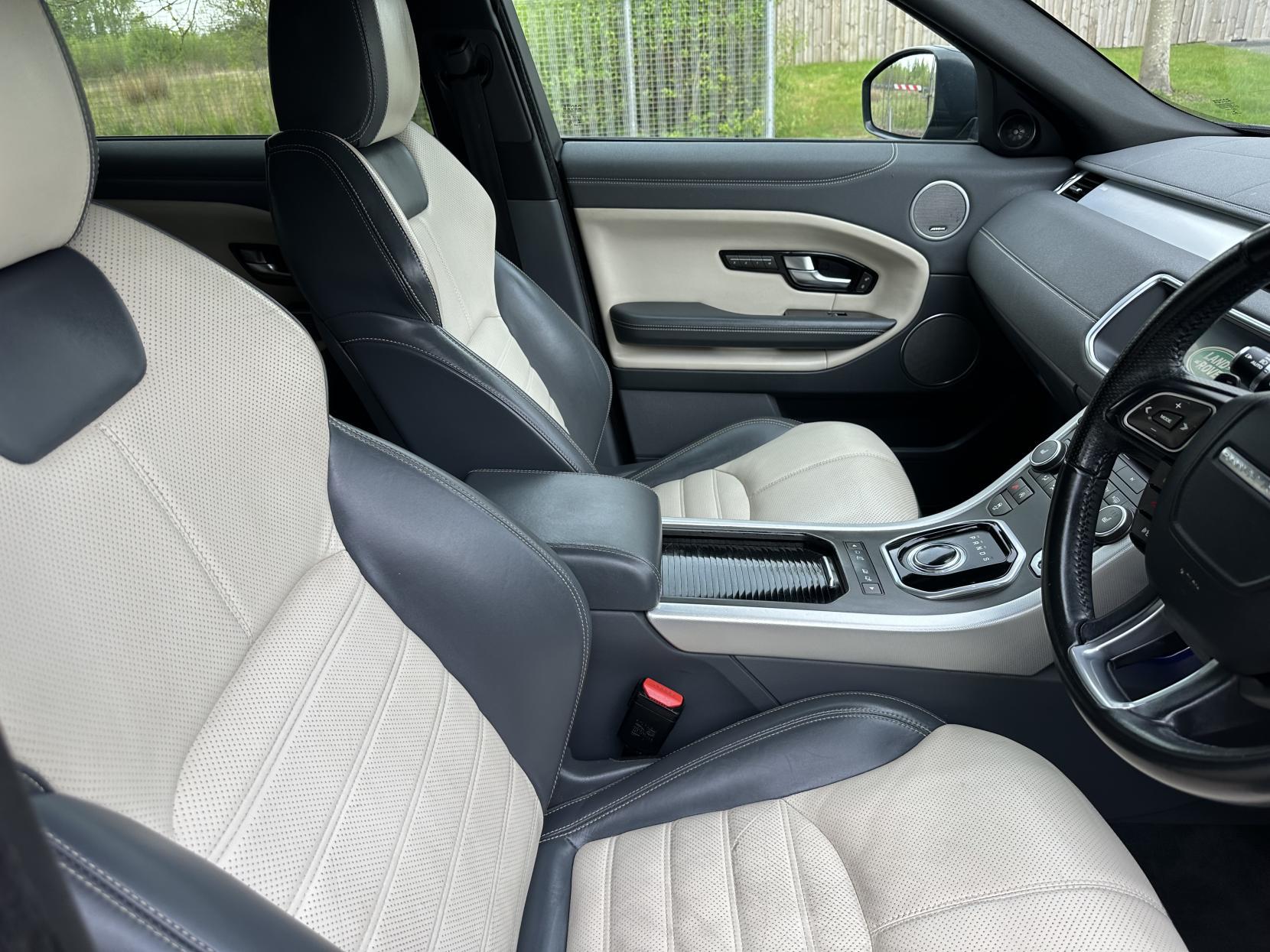 Land Rover Range Rover Evoque 2.0 TD4 HSE Dynamic SUV 5dr Diesel Auto 4WD Euro 6 (s/s) (180 ps)
