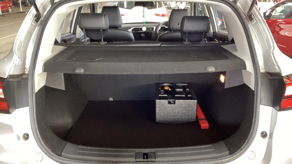 MG MG ZS 1.5 VTi-TECH Exclusive SUV 5dr Petrol Manual Euro 6 (s/s) (106 ps)