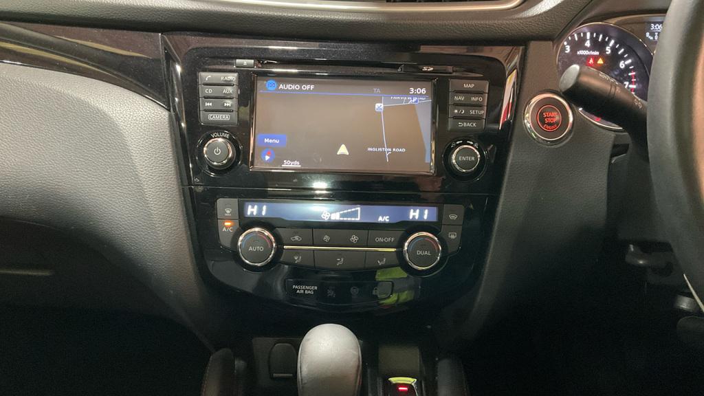 Nissan Qashqai 1.2 DIG-T Tekna SUV 5dr Petrol XTRON 2WD Euro 6 (s/s) (115 ps)