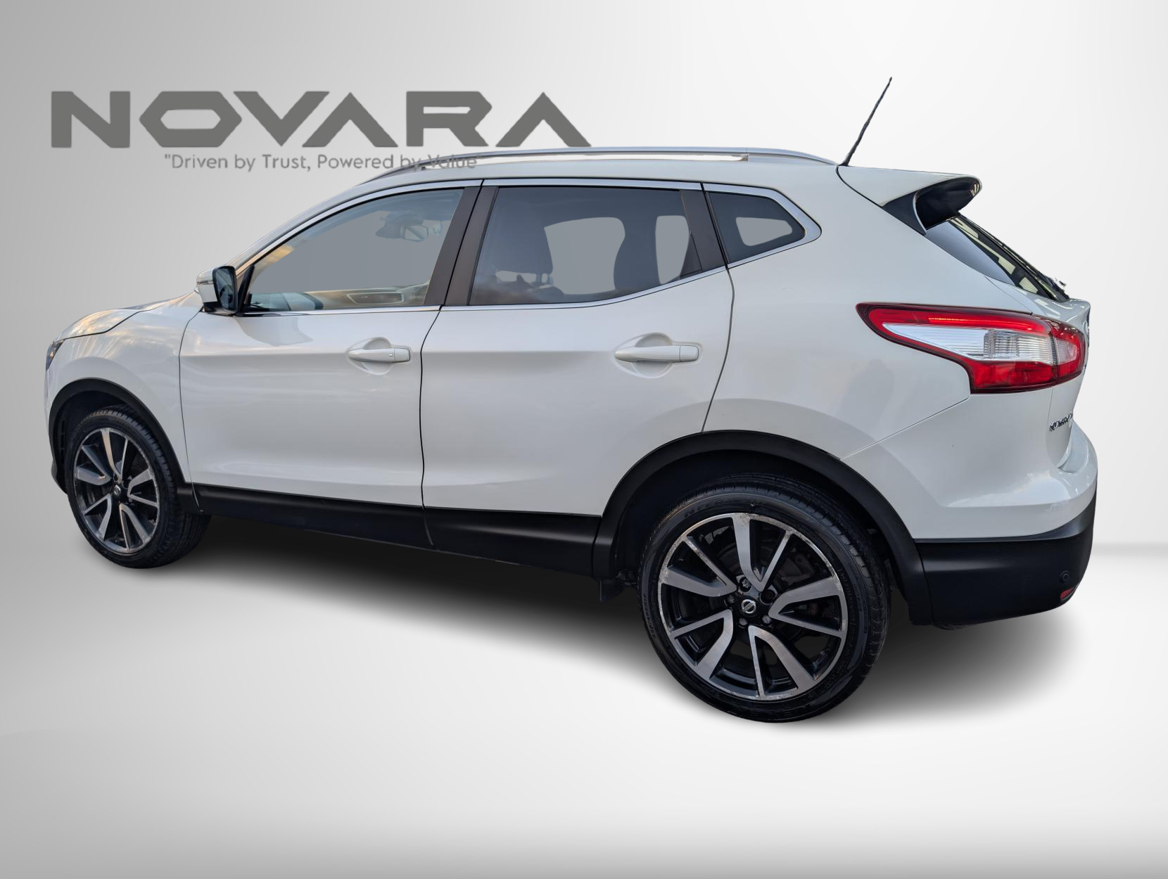 Nissan Qashqai 1.2 DIG-T Tekna SUV 5dr Petrol XTRON 2WD Euro 6 (s/s) (115 ps)