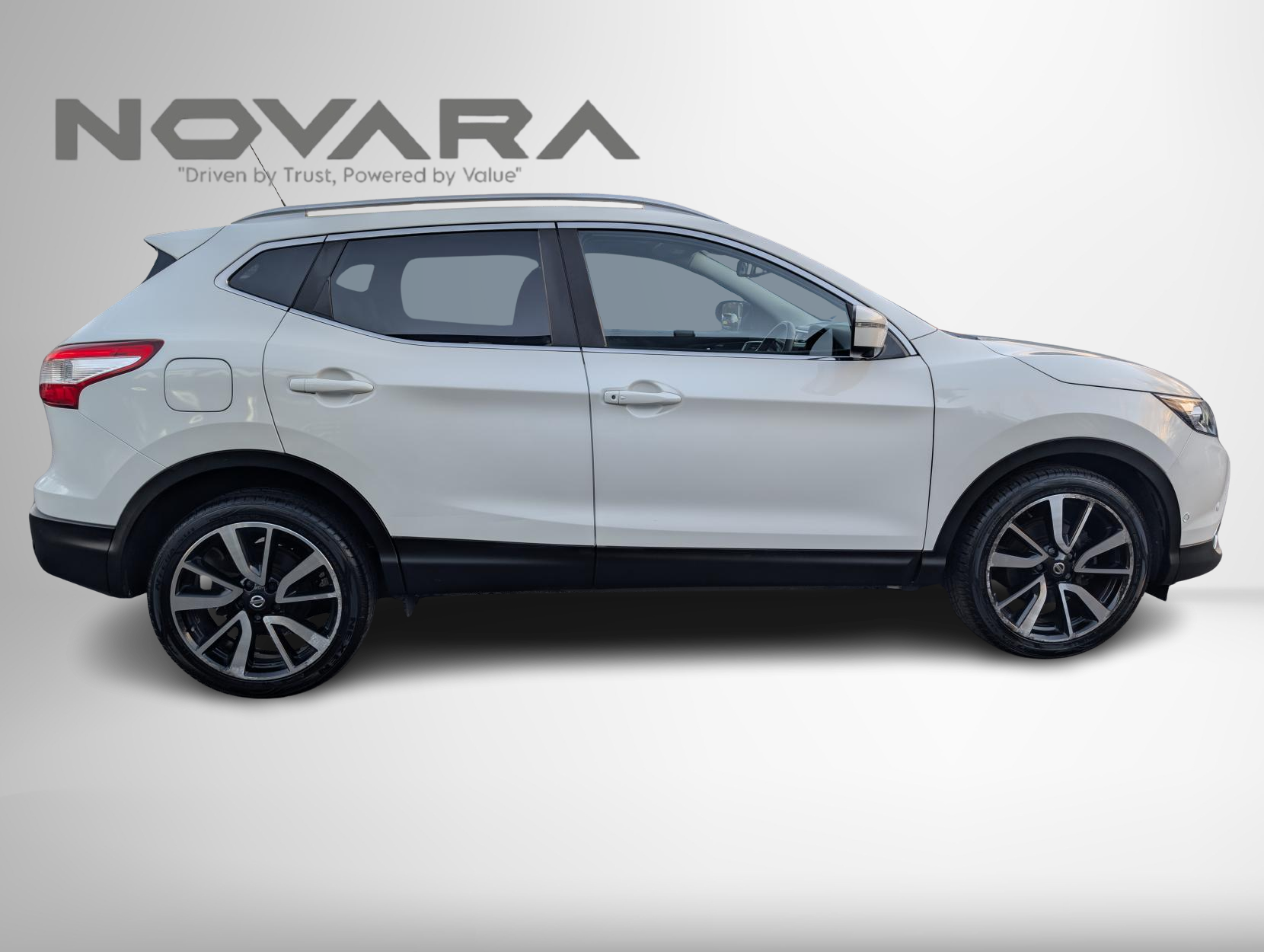 Nissan Qashqai 1.2 DIG-T Tekna SUV 5dr Petrol XTRON 2WD Euro 6 (s/s) (115 ps)