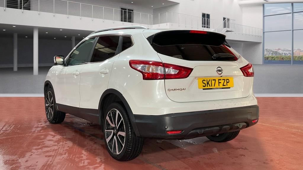 Nissan Qashqai 1.2 DIG-T Tekna SUV 5dr Petrol XTRON 2WD Euro 6 (s/s) (115 ps)