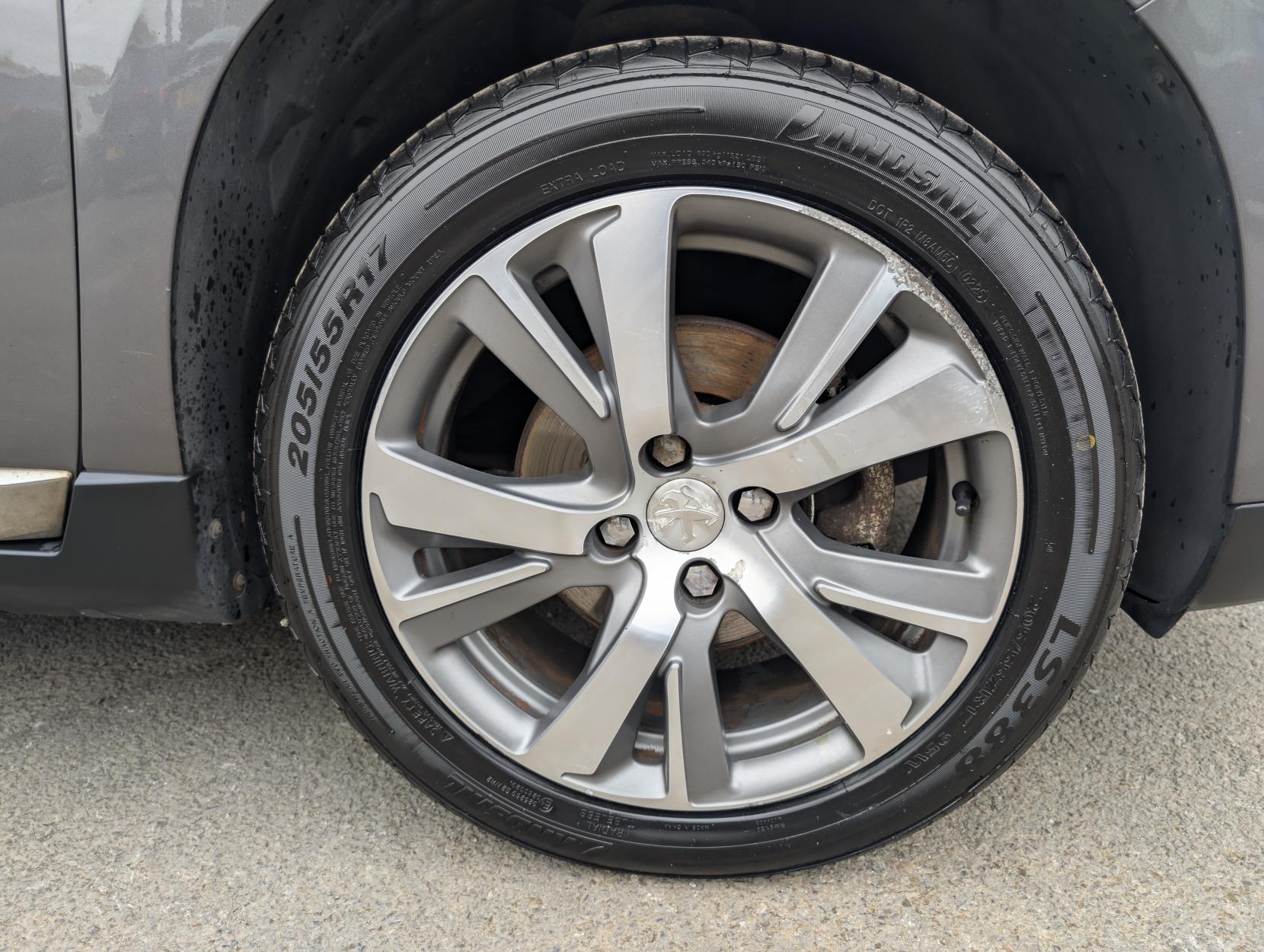 Peugeot 2008 1.6 e-HDi Feline SUV 5dr Diesel Manual Euro 5 (s/s) (Mistral) (115 ps)