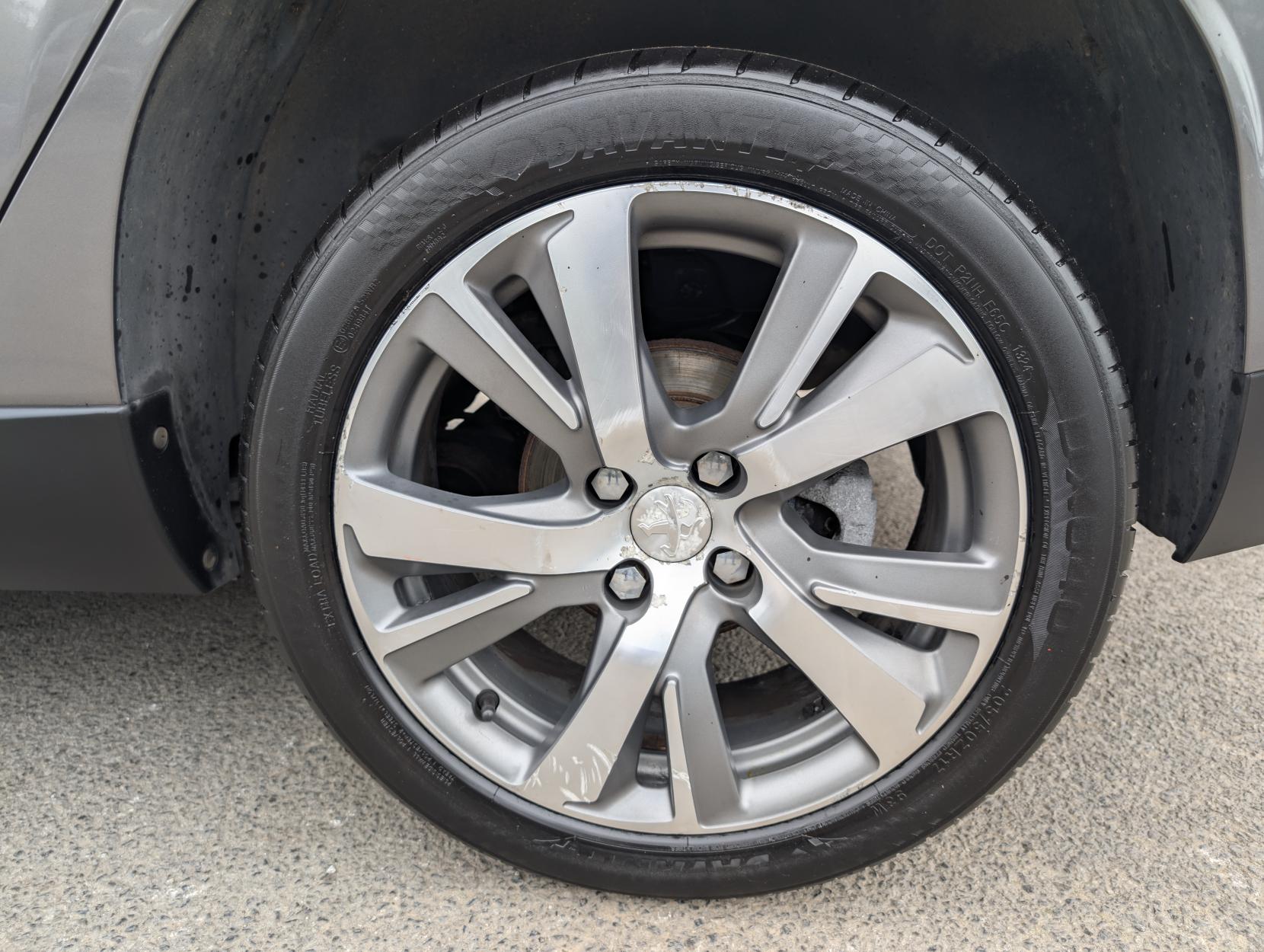 Peugeot 2008 1.6 e-HDi Feline SUV 5dr Diesel Manual Euro 5 (s/s) (Mistral) (115 ps)