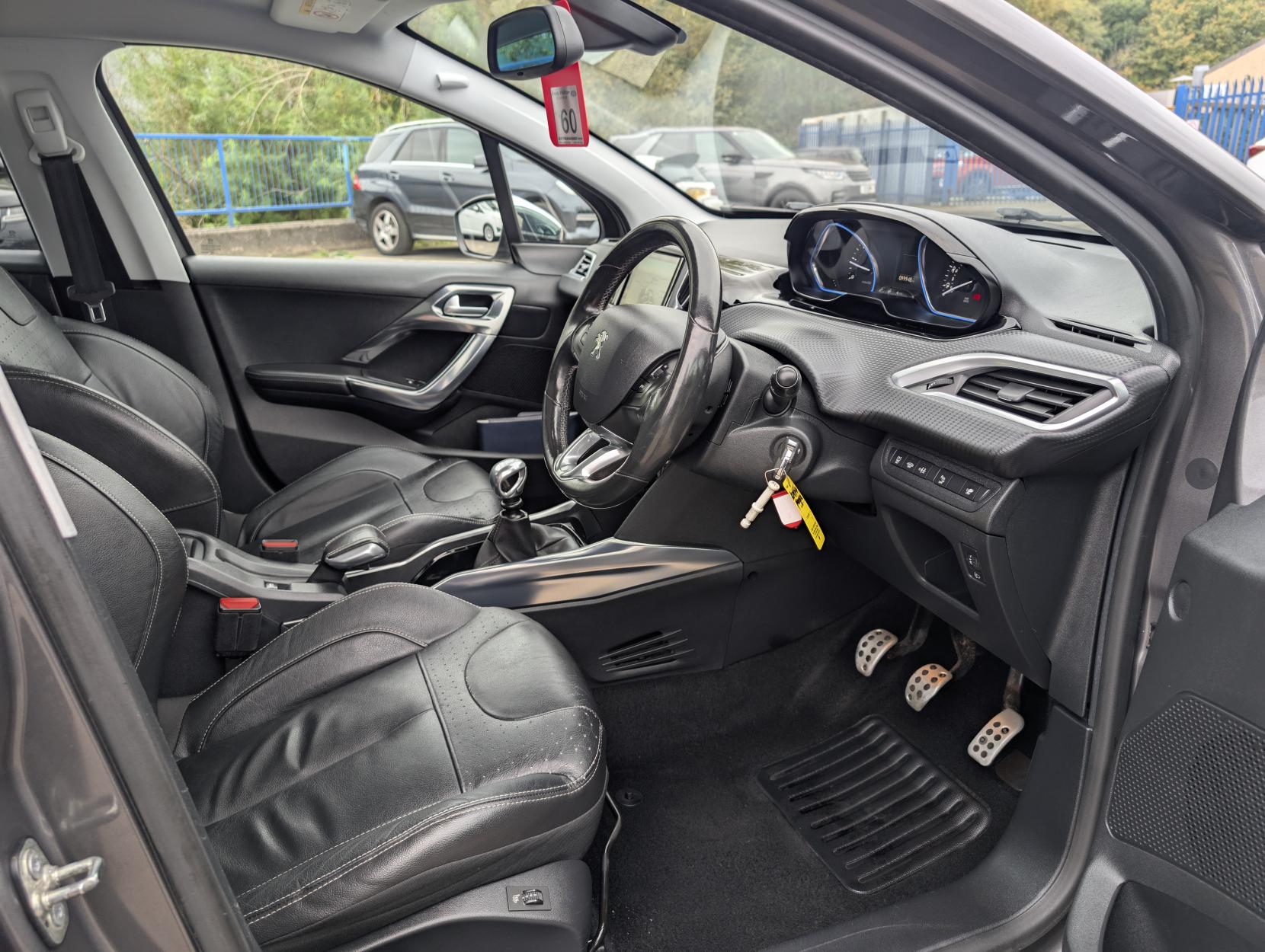 Peugeot 2008 1.6 e-HDi Feline SUV 5dr Diesel Manual Euro 5 (s/s) (Mistral) (115 ps)