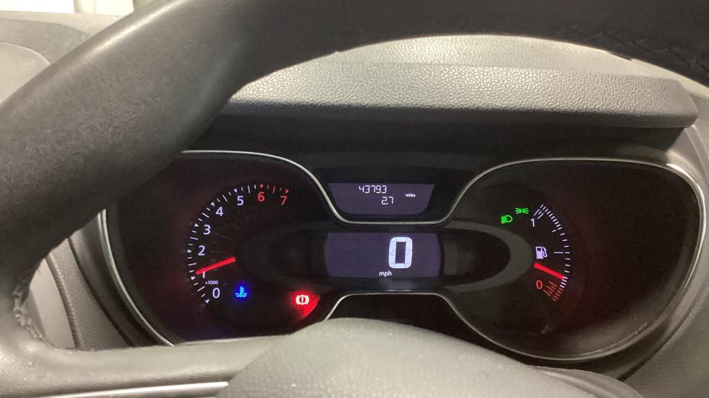 Renault Captur 0.9 TCe ENERGY Iconic SUV 5dr Petrol Manual Euro 6 (s/s) (90 ps)