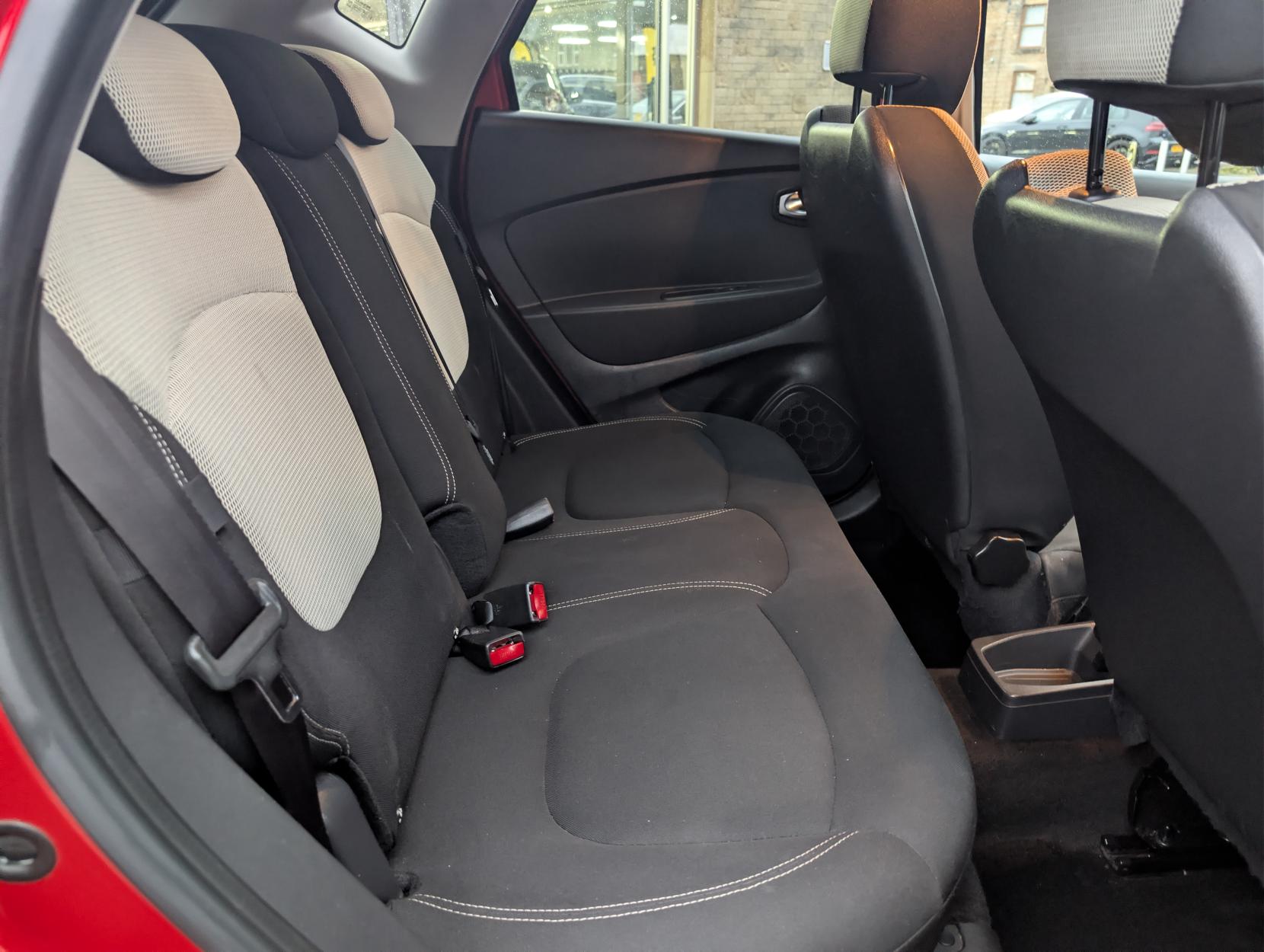 Renault Captur 0.9 TCe ENERGY Iconic SUV 5dr Petrol Manual Euro 6 (s/s) (90 ps)