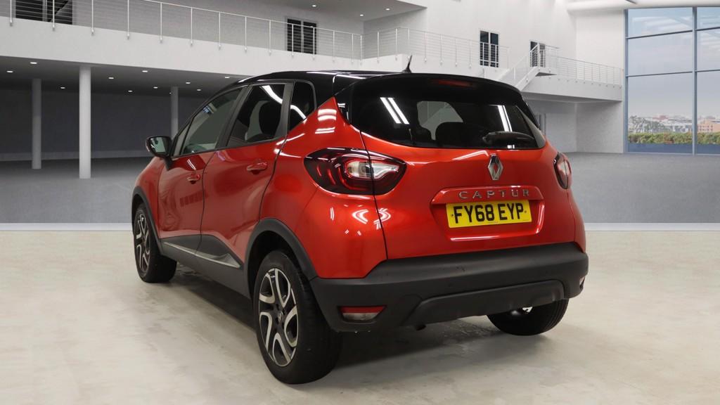 Renault Captur 0.9 TCe ENERGY Iconic SUV 5dr Petrol Manual Euro 6 (s/s) (90 ps)