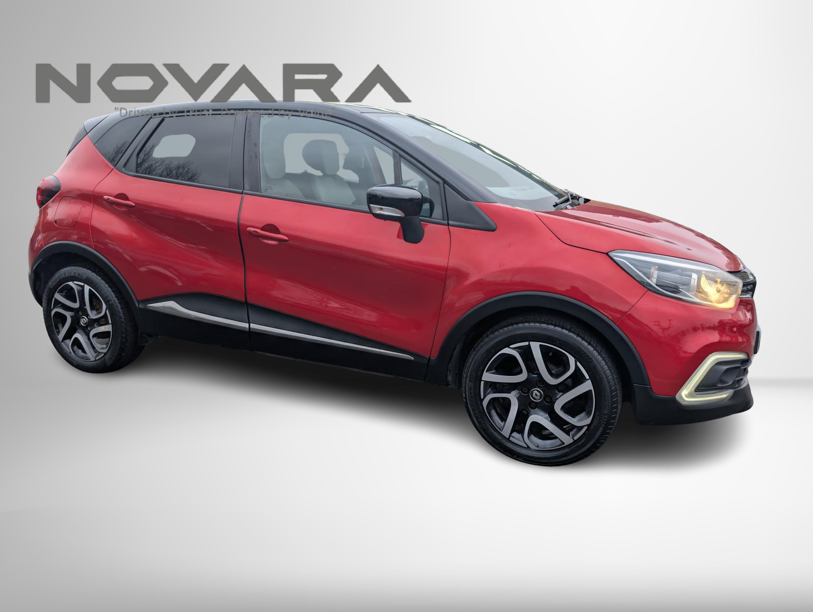 Renault Captur 0.9 TCe ENERGY Iconic SUV 5dr Petrol Manual Euro 6 (s/s) (90 ps)