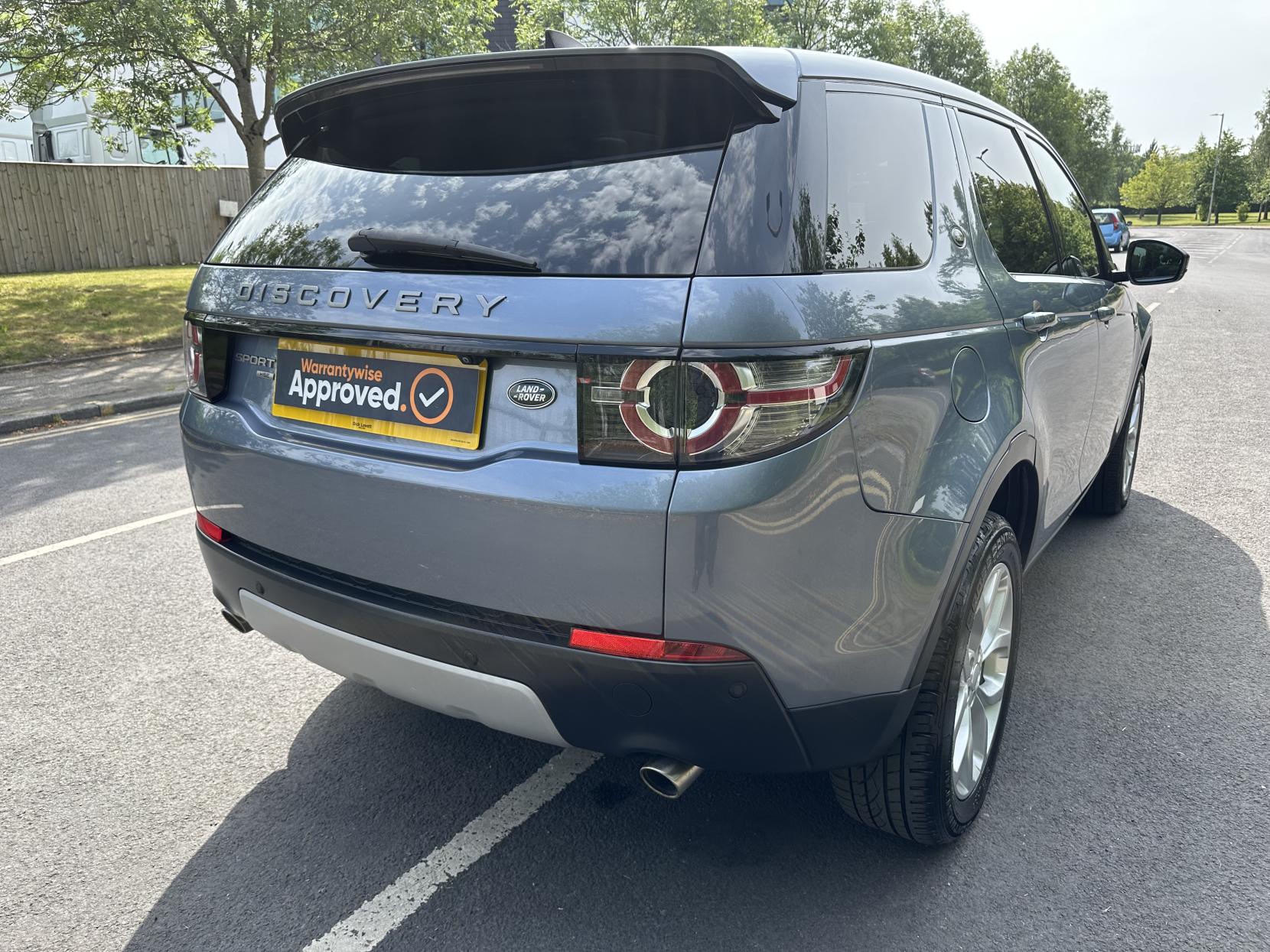 Land Rover Discovery Sport 2.0 TD4 HSE SUV 5dr Diesel Auto 4WD Euro 6 (s/s) (180 ps)