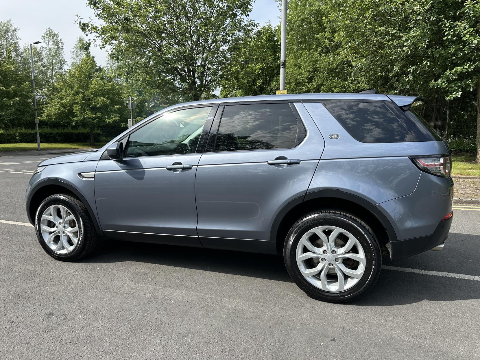 Land Rover Discovery Sport 2.0 TD4 HSE SUV 5dr Diesel Auto 4WD Euro 6 (s/s) (180 ps)