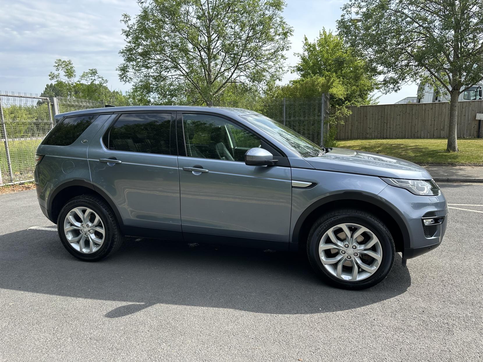 Land Rover Discovery Sport 2.0 TD4 HSE SUV 5dr Diesel Auto 4WD Euro 6 (s/s) (180 ps)