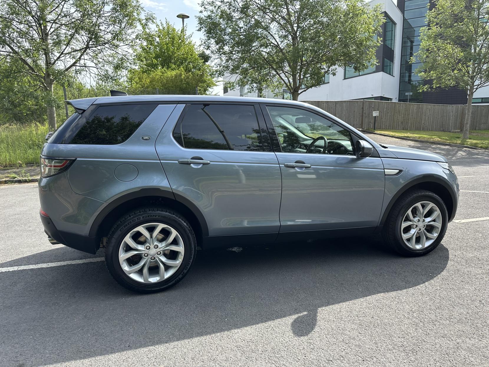 Land Rover Discovery Sport 2.0 TD4 HSE SUV 5dr Diesel Auto 4WD Euro 6 (s/s) (180 ps)