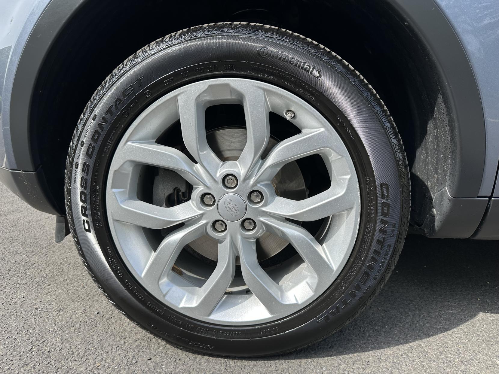 Land Rover Discovery Sport 2.0 TD4 HSE SUV 5dr Diesel Auto 4WD Euro 6 (s/s) (180 ps)