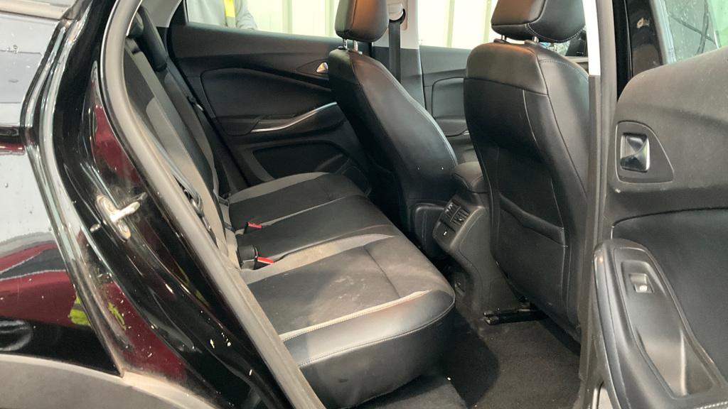 Vauxhall Grandland X 1.2 Turbo GPF Sport Nav SUV 5dr Petrol Manual Euro 6 (s/s) (130 ps)