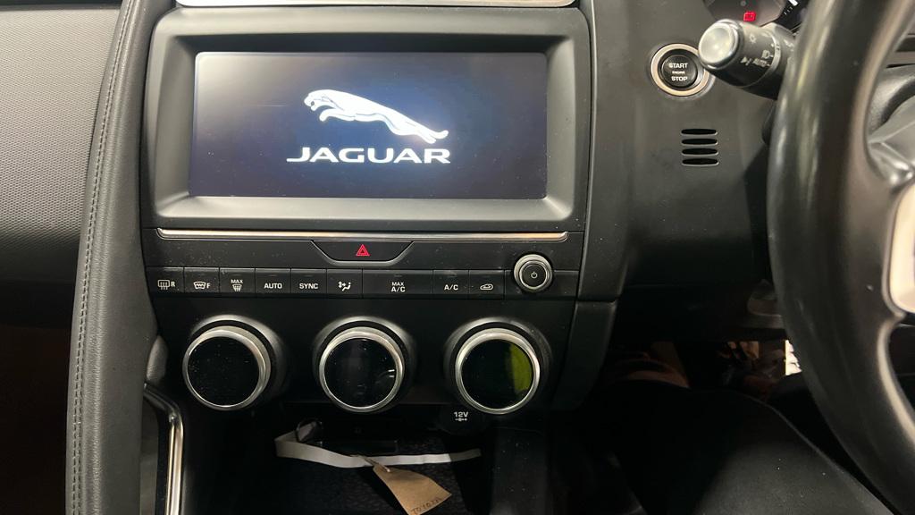 Jaguar E-PACE 2.0 D150 R-Dynamic SUV 5dr Diesel Manual Euro 6 (s/s) (150 ps)