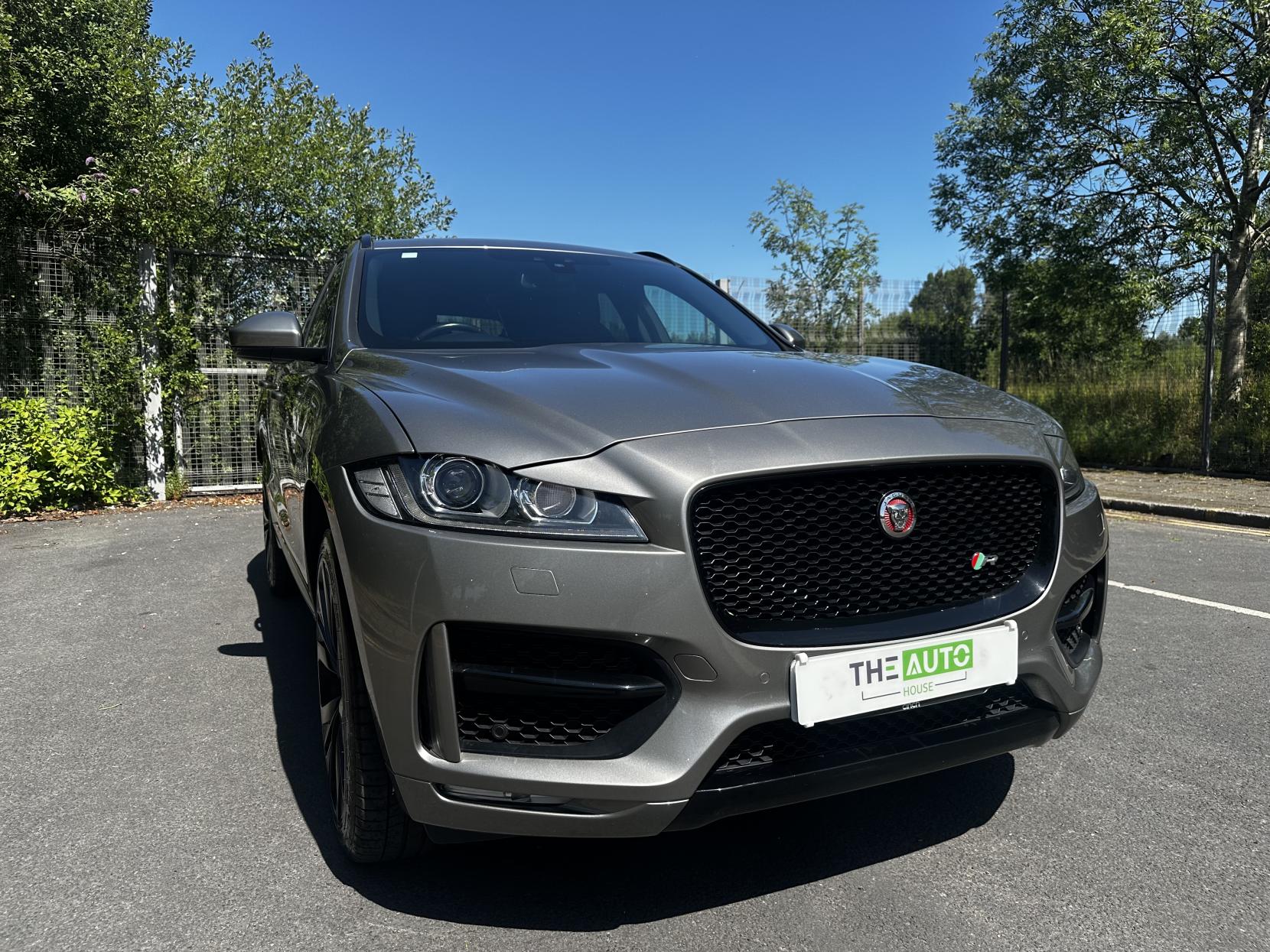 Jaguar F-PACE 2.0 D240 R-Sport SUV 5dr Diesel Auto AWD Euro 6 (s/s) (240 ps)