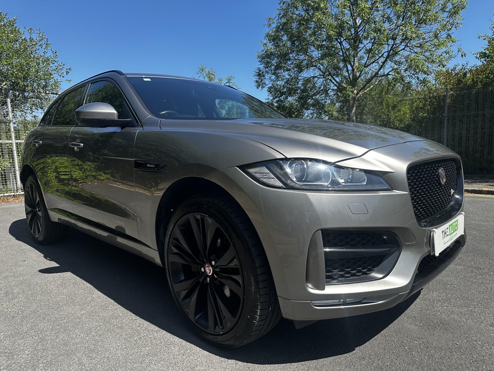 Jaguar F-PACE 2.0 D240 R-Sport SUV 5dr Diesel Auto AWD Euro 6 (s/s) (240 ps)