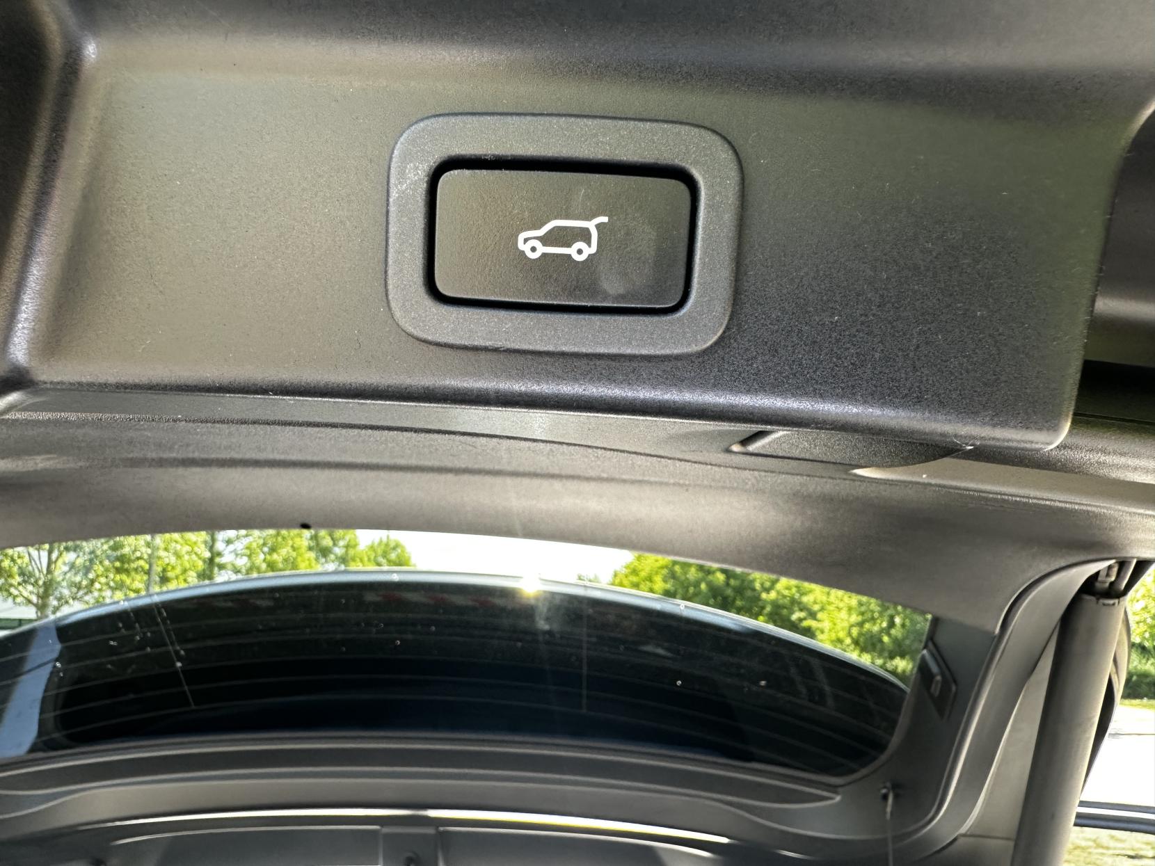 Jaguar F-PACE 2.0 D240 R-Sport SUV 5dr Diesel Auto AWD Euro 6 (s/s) (240 ps)