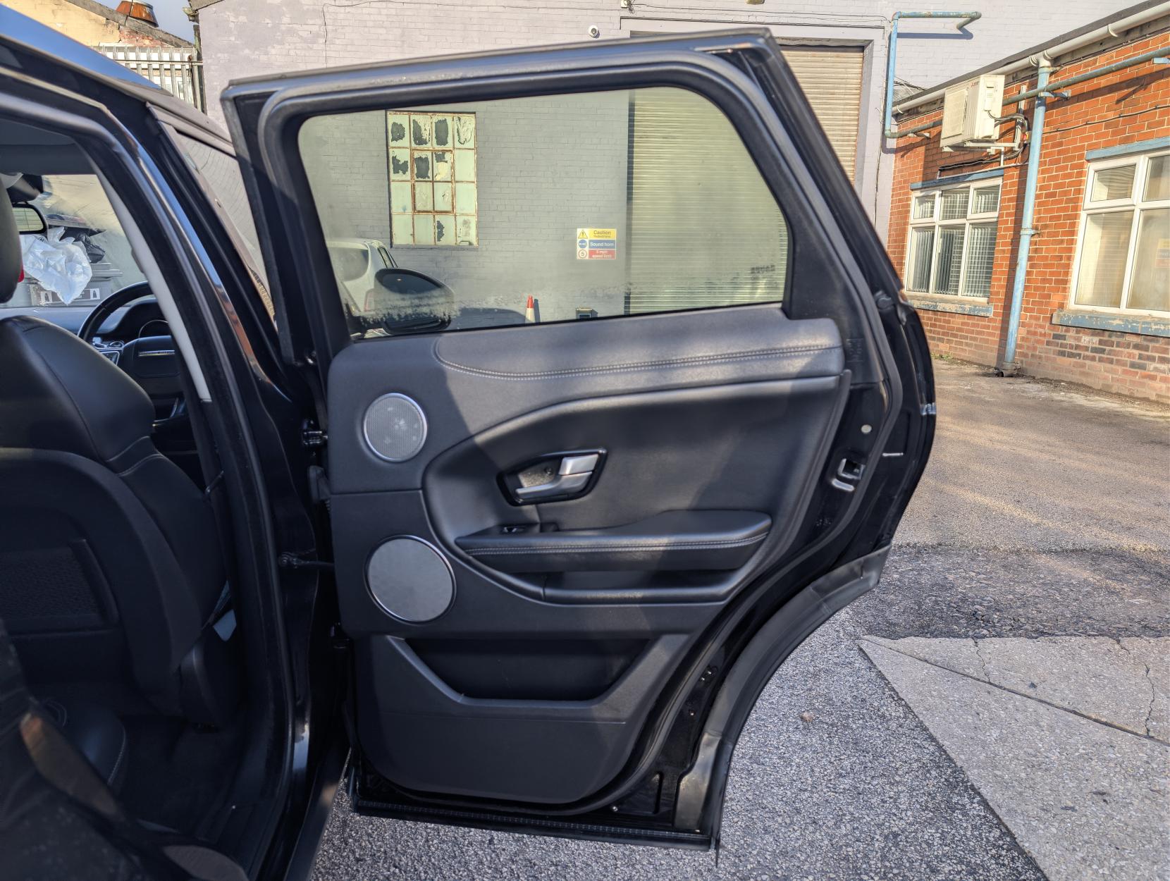 Land Rover Range Rover Evoque 2.0 eD4 SE Tech SUV 5dr Diesel Manual FWD Euro 6 (s/s) (150 ps)