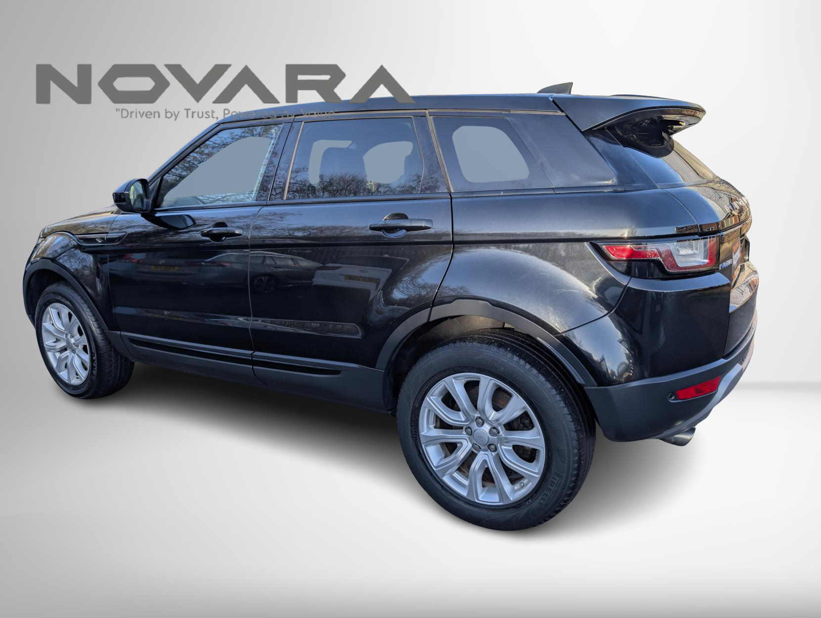 Land Rover Range Rover Evoque 2.0 eD4 SE Tech SUV 5dr Diesel Manual FWD Euro 6 (s/s) (150 ps)