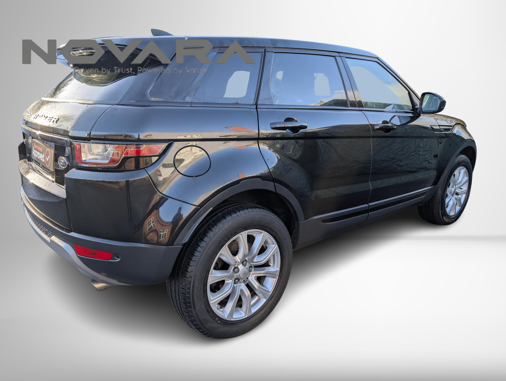 Land Rover Range Rover Evoque 2.0 eD4 SE Tech SUV 5dr Diesel Manual FWD Euro 6 (s/s) (150 ps)