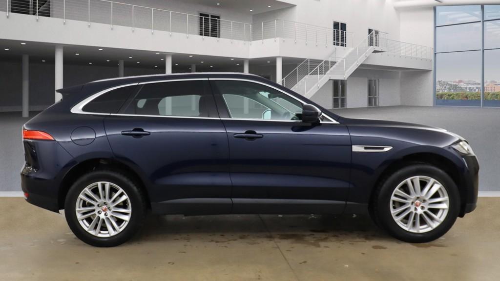 Jaguar F-PACE 2.0 D180 Portfolio SUV 5dr Diesel Auto Euro 6 (s/s) (180 ps)