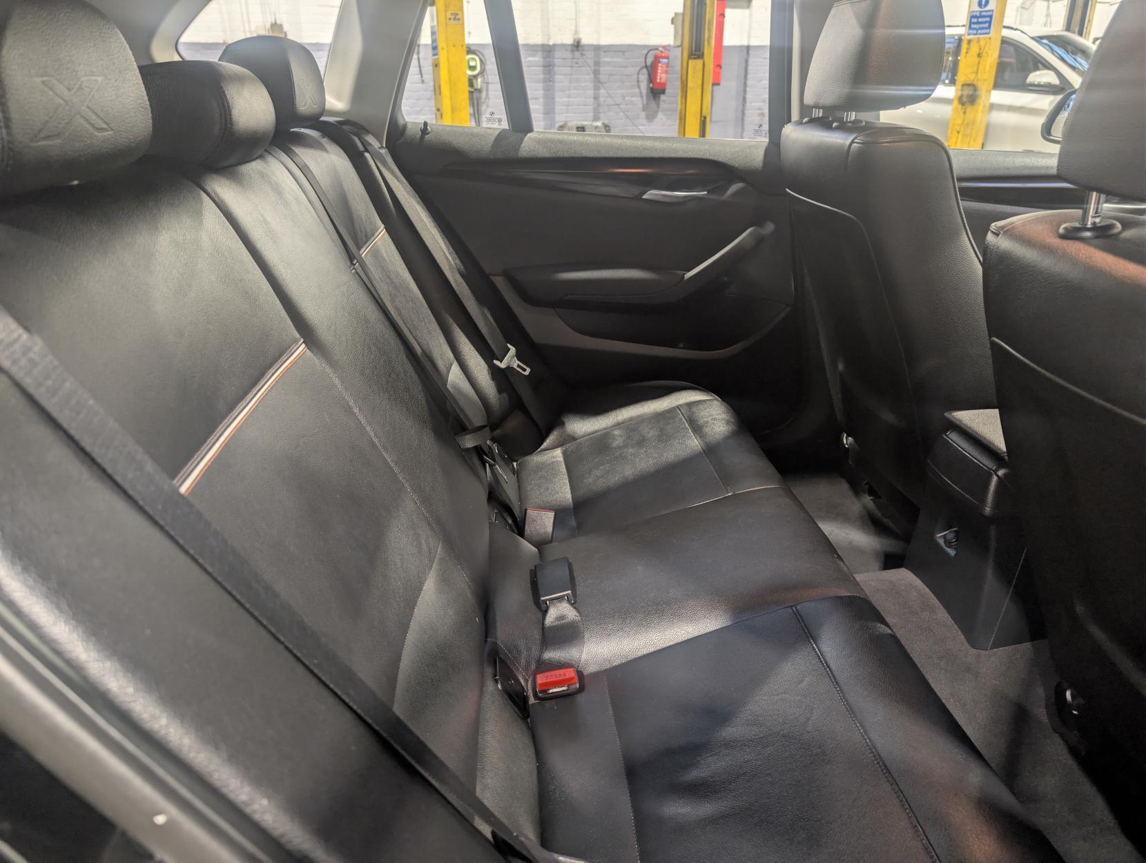 BMW X1 2.0 18d xLine SUV 5dr Diesel Manual xDrive Euro 5 (s/s) (143 ps)