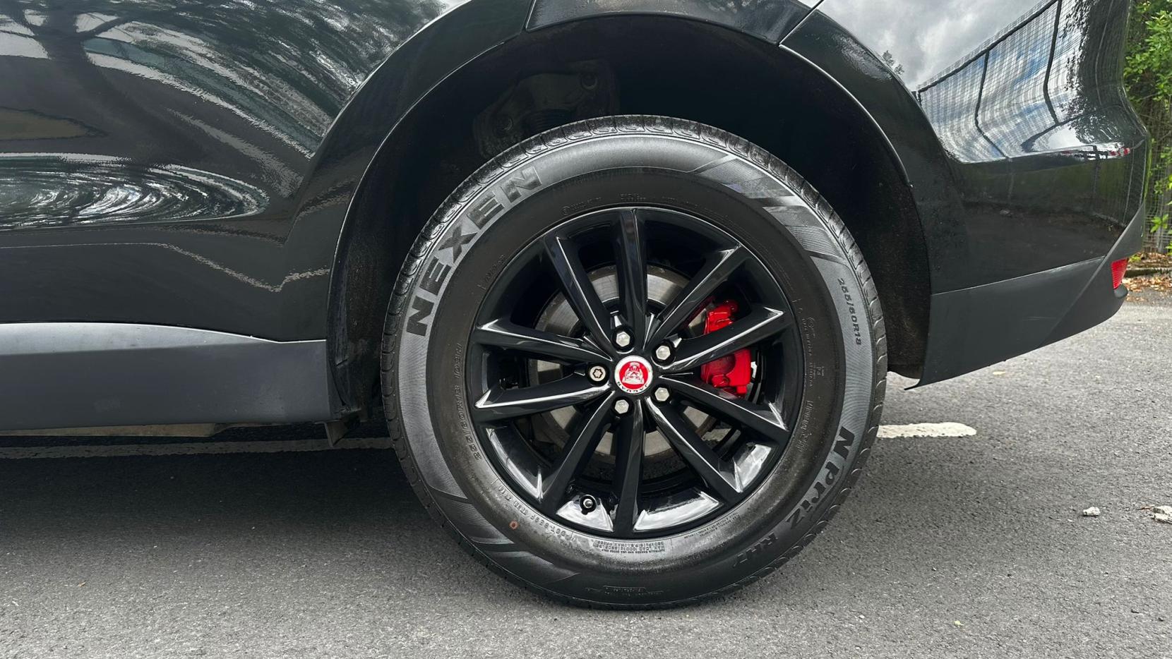 Jaguar F-PACE 2.0 D180 Prestige SUV 5dr Diesel Auto Euro 6 (s/s) (180 ps)