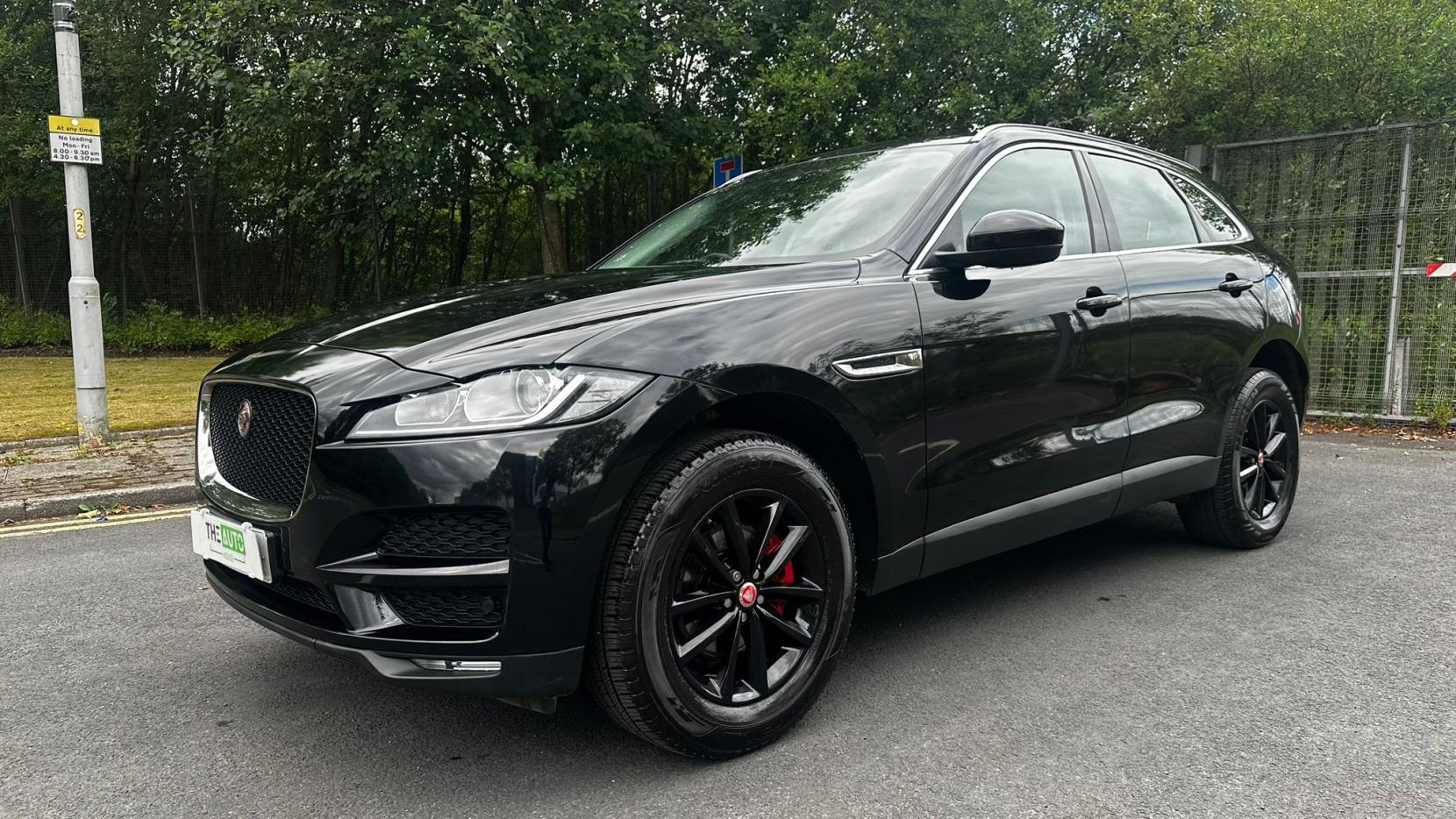 Jaguar F-PACE 2.0 D180 Prestige SUV 5dr Diesel Auto Euro 6 (s/s) (180 ps)