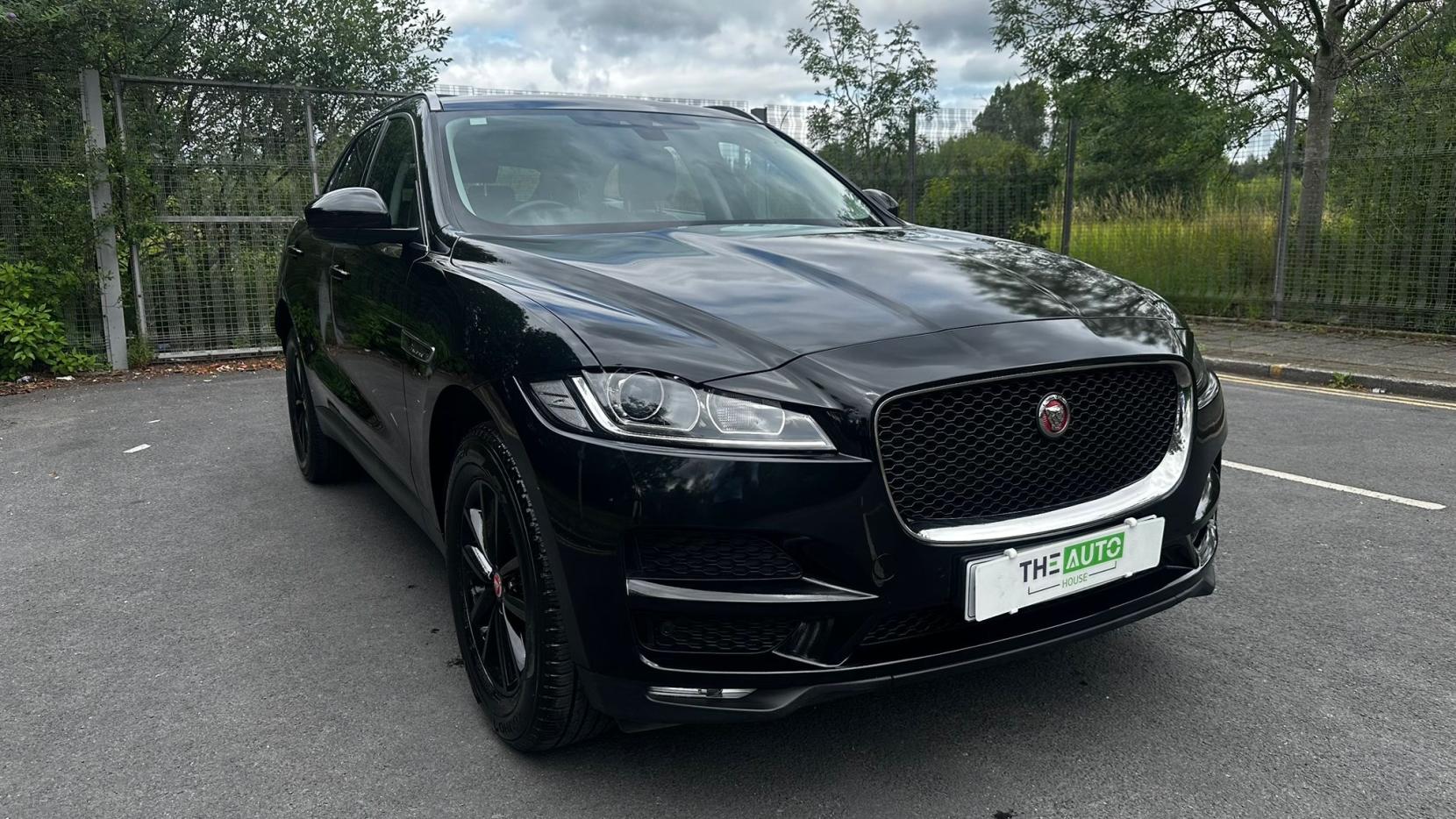 Jaguar F-PACE 2.0 D180 Prestige SUV 5dr Diesel Auto Euro 6 (s/s) (180 ps)