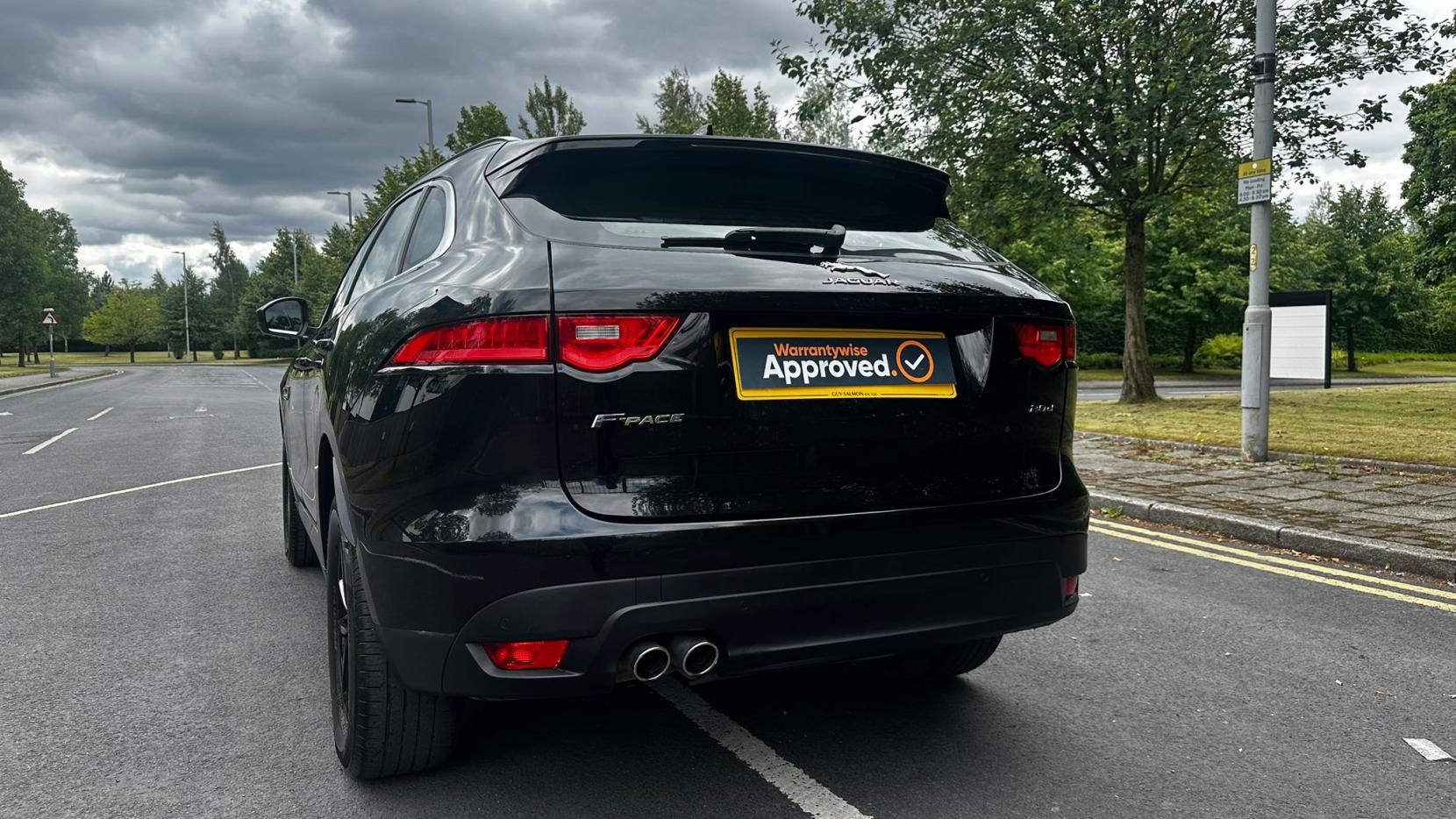 Jaguar F-PACE 2.0 D180 Prestige SUV 5dr Diesel Auto Euro 6 (s/s) (180 ps)