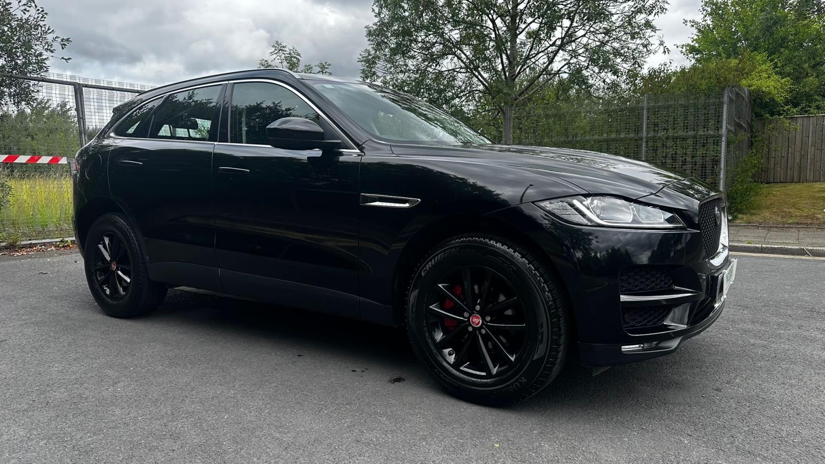 Jaguar F-PACE 2.0 D180 Prestige SUV 5dr Diesel Auto Euro 6 (s/s) (180 ps)