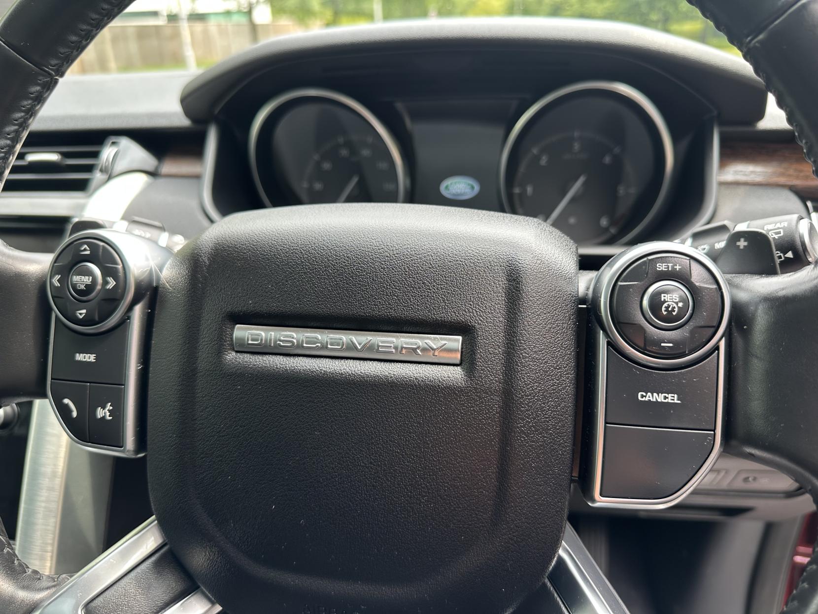Land Rover Discovery 2.0 SD4 HSE SUV 5dr Diesel Auto 4WD Euro 6 (s/s) (240 ps)