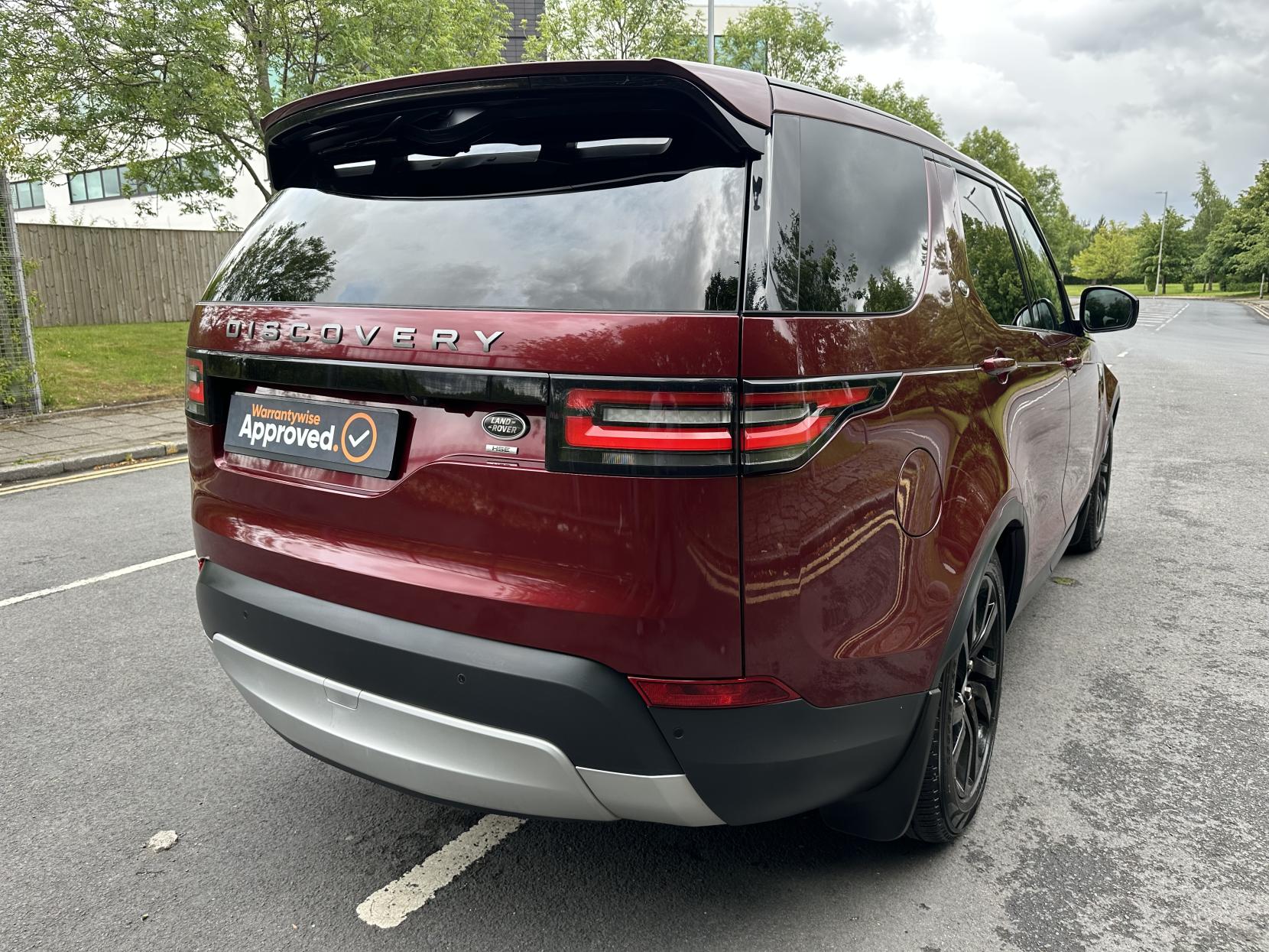 Land Rover Discovery 2.0 SD4 HSE SUV 5dr Diesel Auto 4WD Euro 6 (s/s) (240 ps)