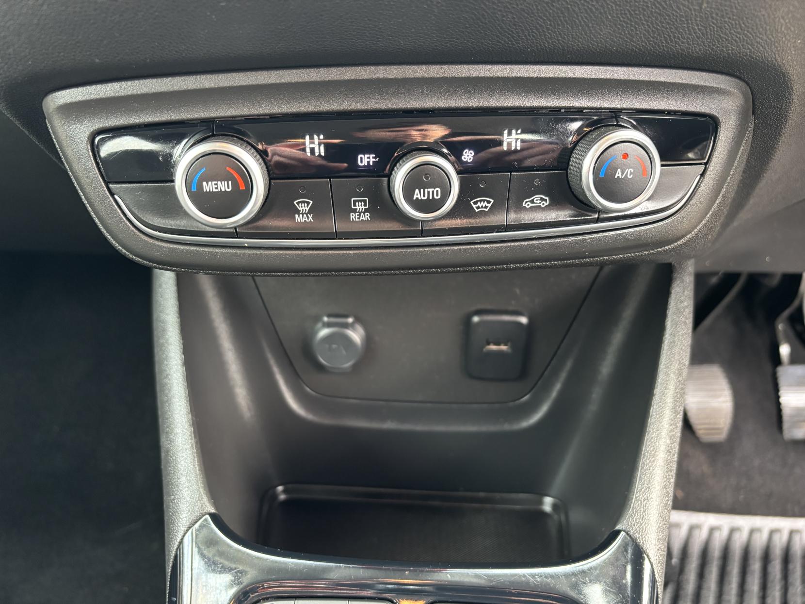 Vauxhall Crossland X 1.2 SE SUV 5dr Petrol Manual Euro 6 (83 ps)