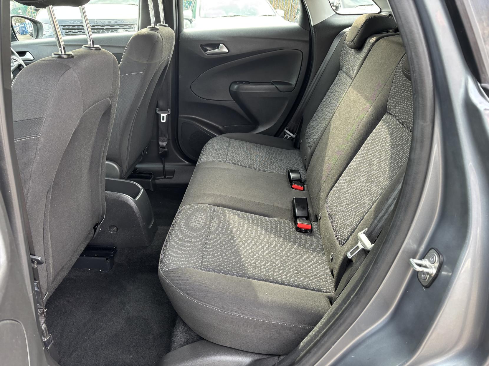 Vauxhall Crossland X 1.2 SE SUV 5dr Petrol Manual Euro 6 (83 ps)